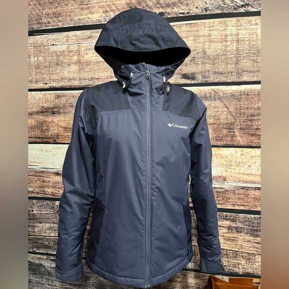 Womens Columbia jacket - Picture 4 of 14